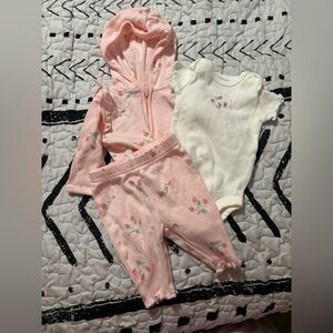 Newborn Carters Strawberry 3-piece set (zip up jacket, onesie, and pants)